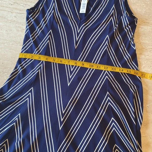 NWT Max Studio Navy/White Sleeveless Dress, See measurements and photos below. - Picture 7 of 8